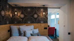 Apartment, 1 Bedroom, Balcony | Soundproofing, WiFi (free), bed sheets - Apart Julia (Laengenfeld)