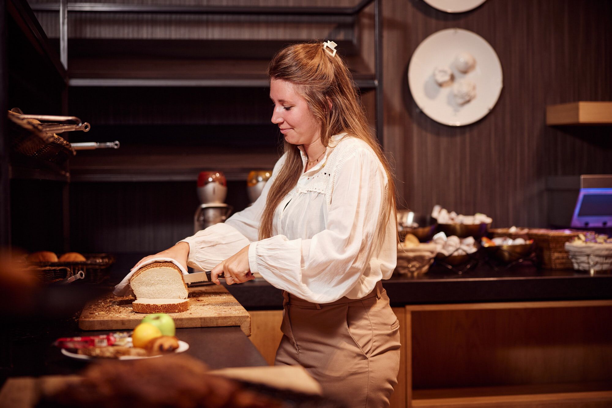 Daily buffet breakfast (EUR 21.50 per person)