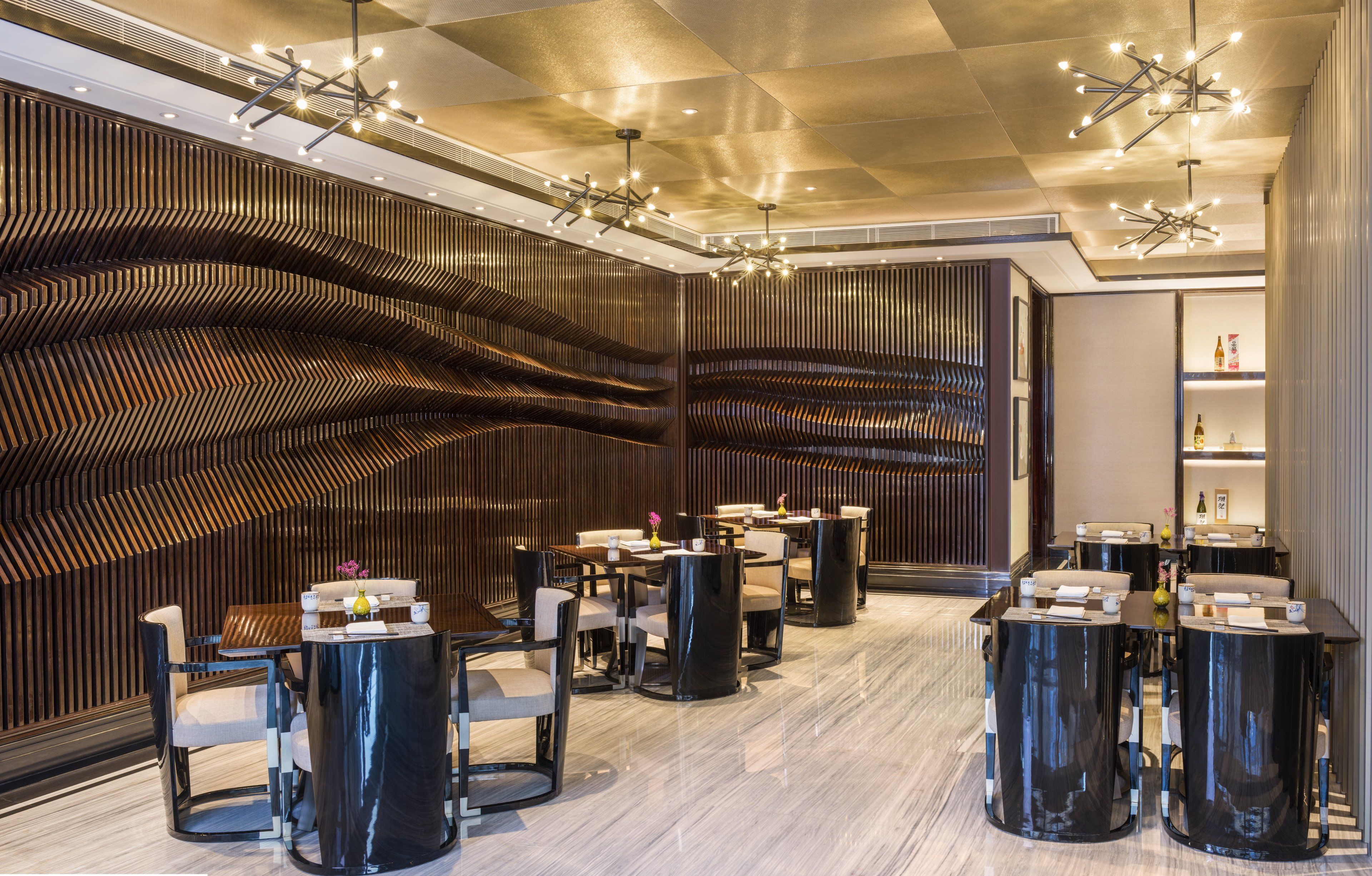 4 restaurants, breakfast, lunch, dinner served; chinese cuisine