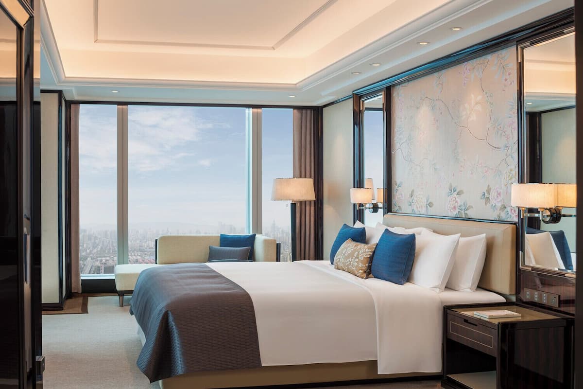 Minibar, in-room safe, desk, laptop workspace