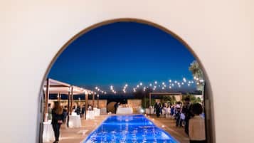Piscina externa sazonal