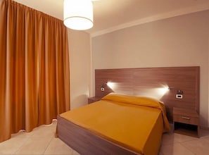 In-room safe, desk, blackout curtains, free WiFi