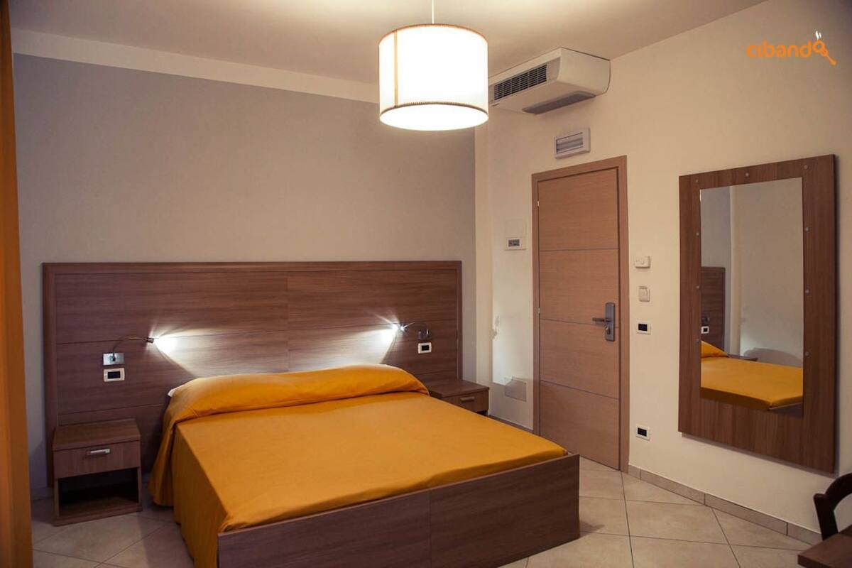 Double Room | In-room safe, desk, blackout drapes, free WiFi
