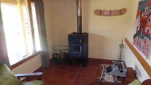 Bungalow, 2 Bedrooms | Living area - Complejo Cabañas Paso de Los Andes (Villa Pehuenia)