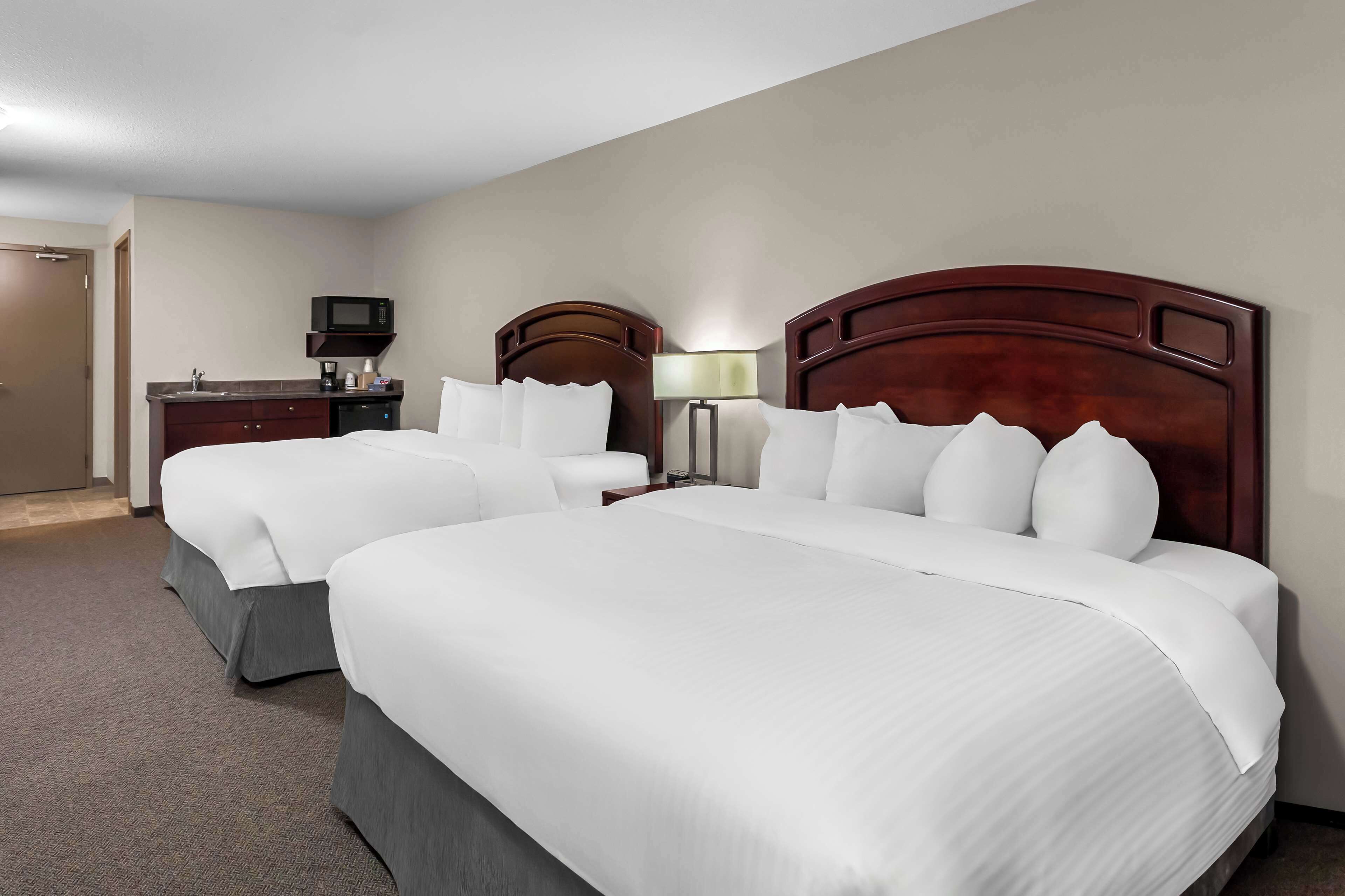 standard room, 2 queen beds, non smoking, refrigerator & microwave | desk, soundproofing, iron/ironing board, free wifi