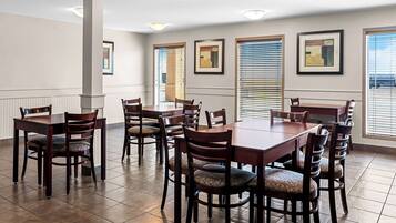 รวมอาหารเช้าแบบคอนติเนนทัล ทุกวัน