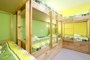 Economy 1 Bedroom, Shared Dormitory, Bunk bed, 6 persons | Premium bedding, minibar, in-room safe, iron/ironing board