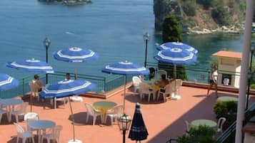 Ristorazione all'aperto