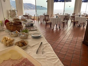Dining - Bay Palace (Taormina)