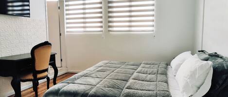 Standard Double Room | Premium bedding, minibar, in-room safe, desk