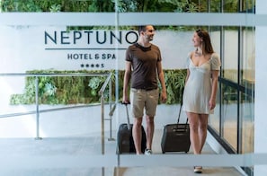 Interior - Neptuno Hotel & Spa (Calella)