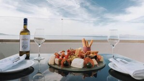 Outdoor dining - Semiramis City Hotel (Rhodes)