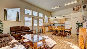 Duplex, 3 Bedrooms, Non Smoking | Living area | 55-inch Smart TV with digital channels, TV, fireplace