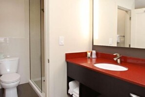 Room - Best Western Plus Dragon Gate Inn (Los Angeles)
