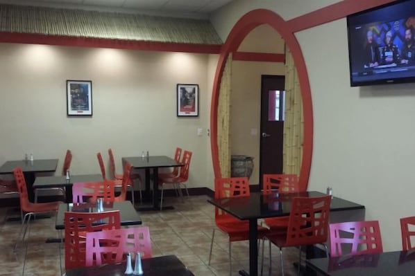 Unclassified image, 1 of 23, button - Best Western Plus Dragon Gate Inn (Los Angeles)