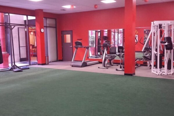 Gym - Best Western Plus Dragon Gate Inn (Los Angeles)