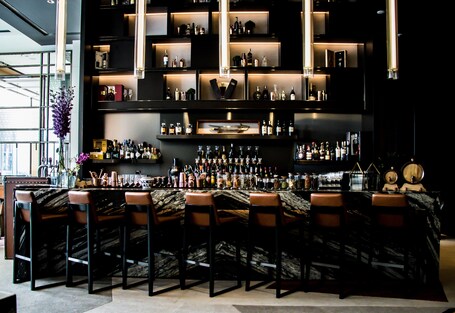 Sofitel Singapore City Centre - Image 7