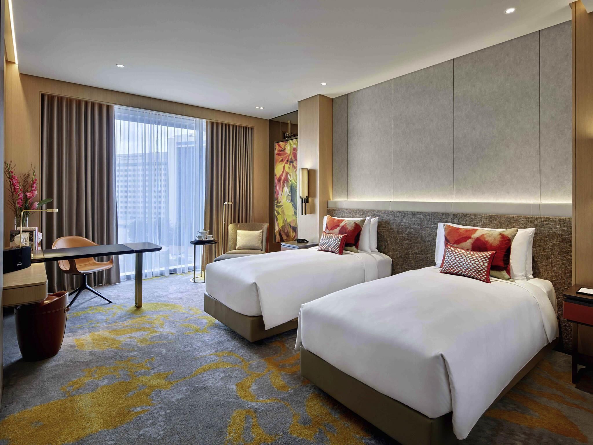Premium bedding, down duvets, minibar, in-room safe