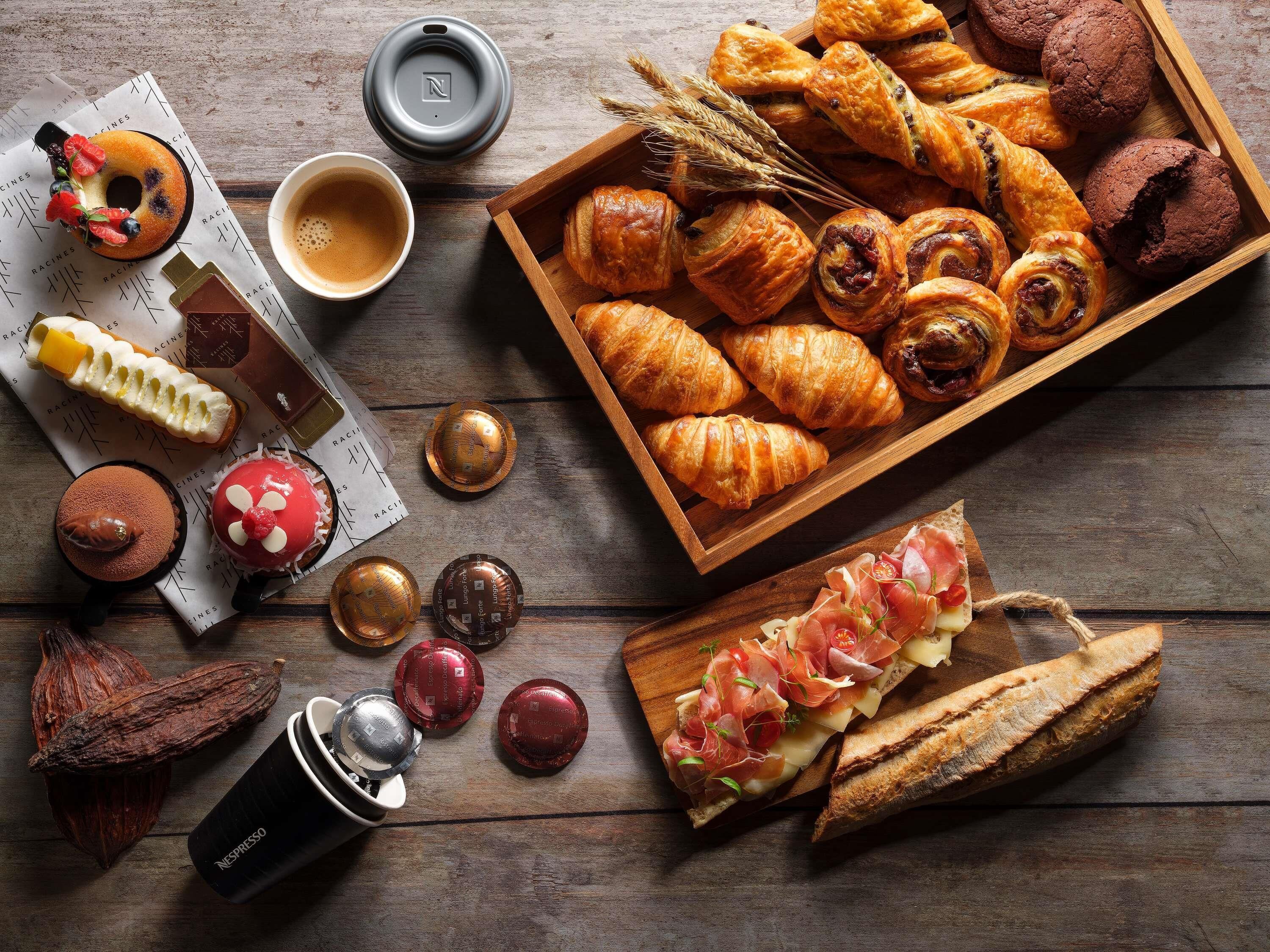 Päivittäinen buffetaamiainen maksusta
