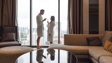 Premium bedding, down duvets, minibar, in-room safe
