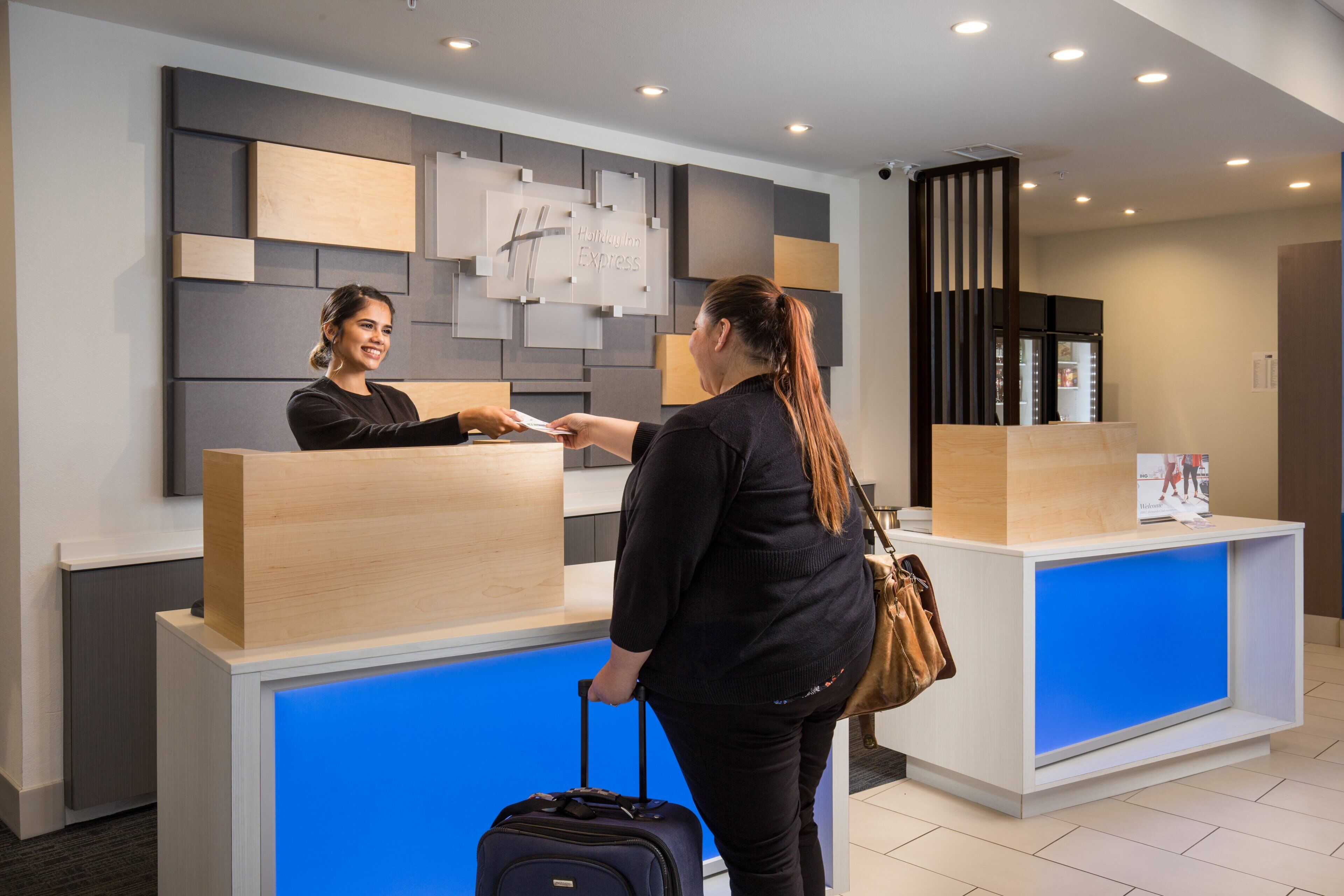 Photo - Holiday Inn Express Visalia Sequoia Gateway Area by IHG