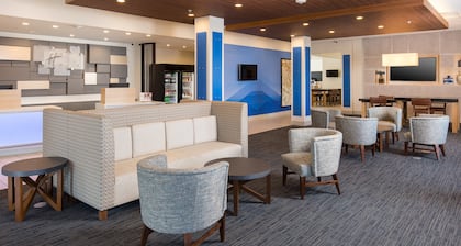 Holiday Inn Express Visalia Sequoia Gateway Area by IHG