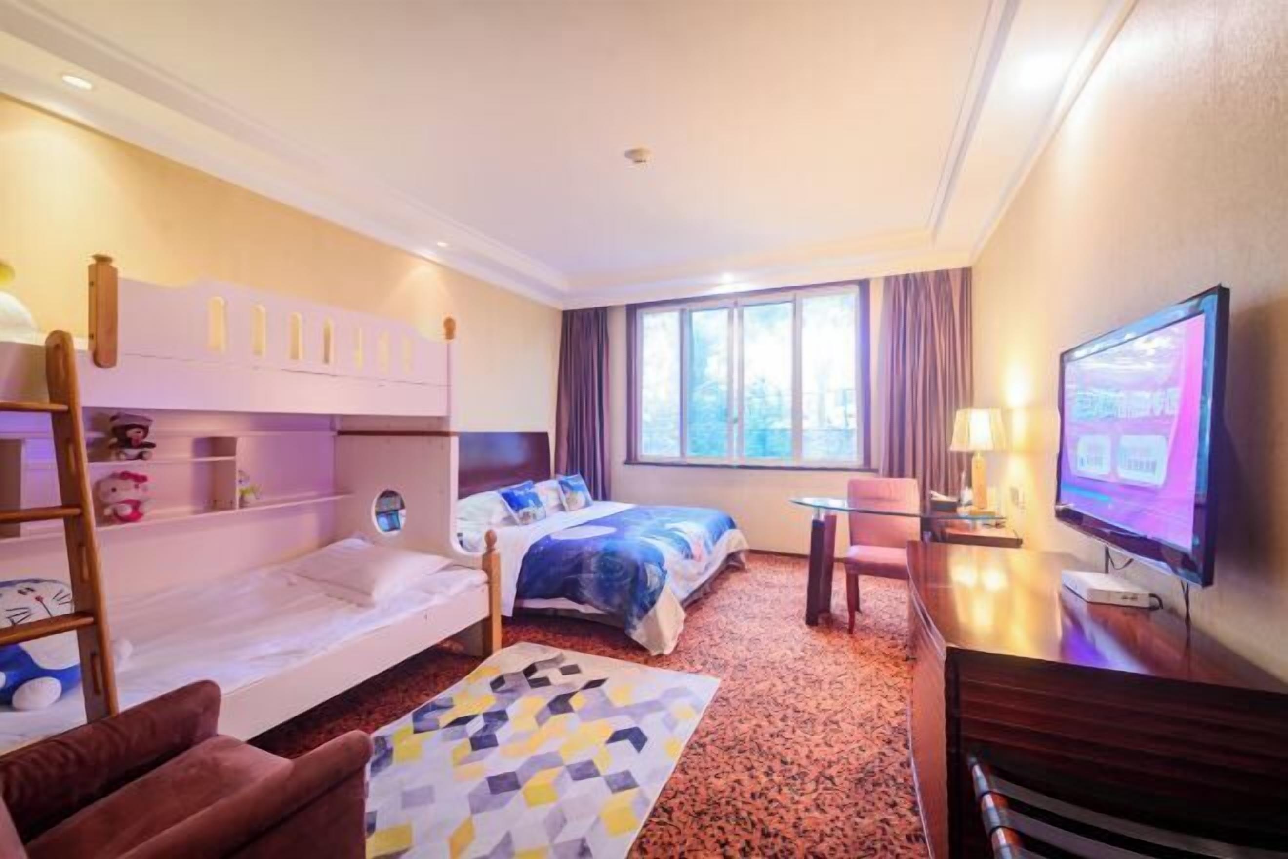 Minibar, in-room safe, desk, blackout curtains