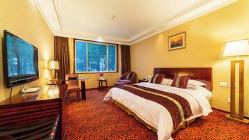 Minibar, in-room safe, desk, blackout curtains