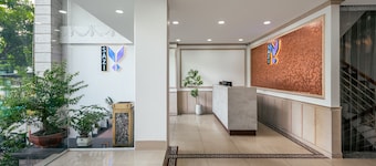 SAZI Erato Airport Hotel - Free Breakfast