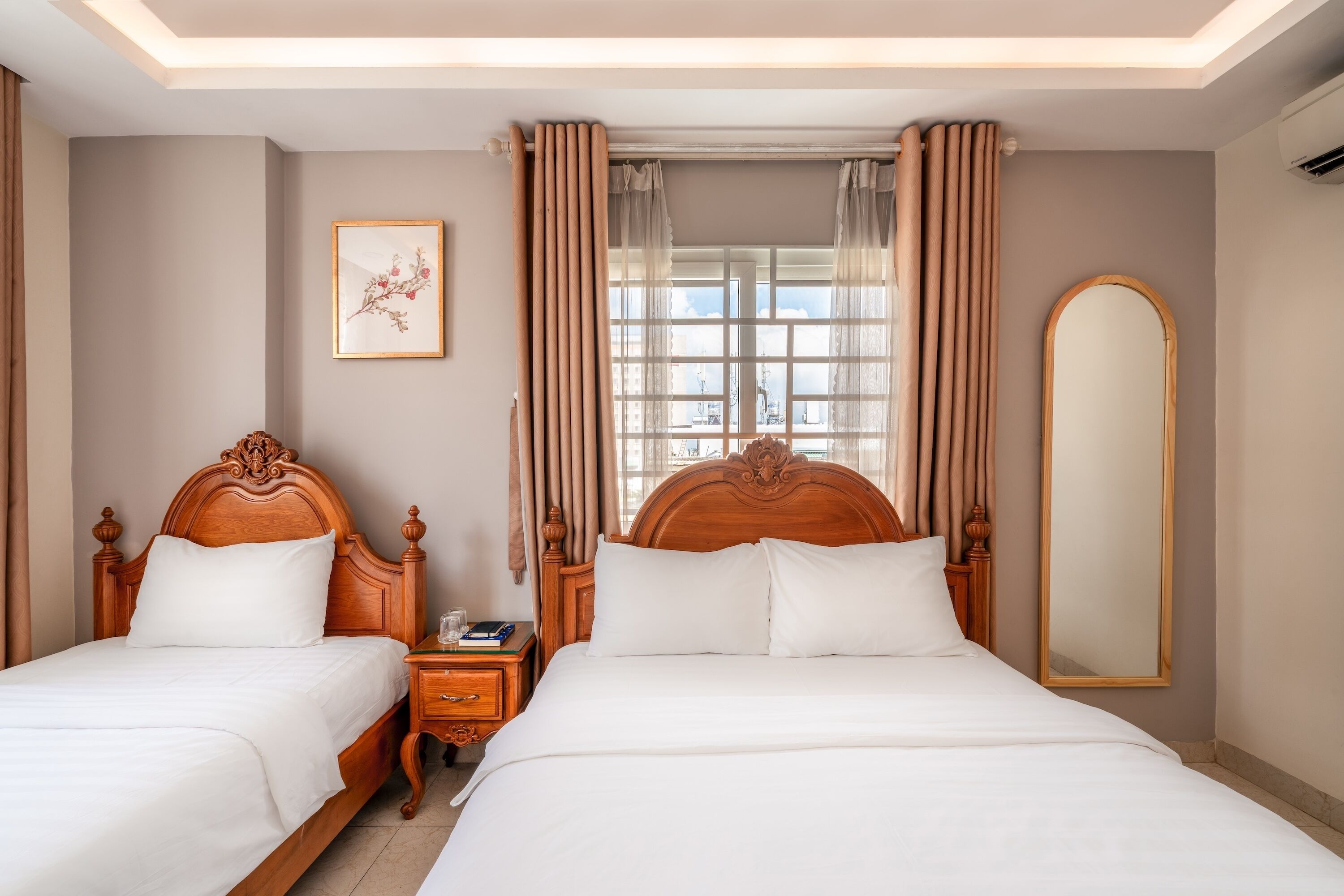 Photo - SAZI Erato Hotel - Free Airport & Breakfast