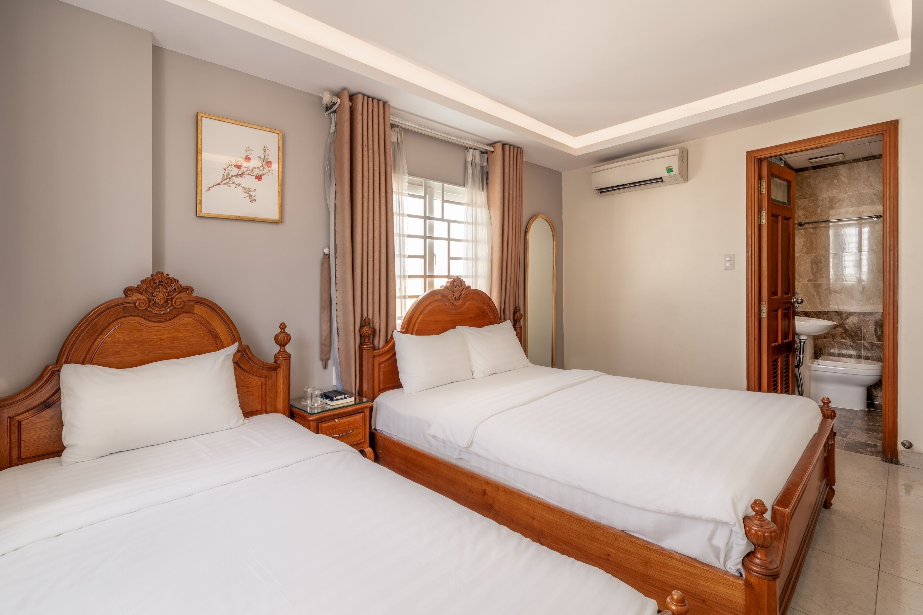 Photo - SAZI Erato Hotel - Free Airport & Breakfast