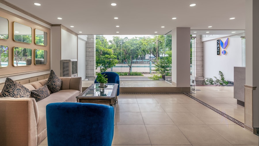 SAZI Erato Hotel - Free Airport & Breakfast