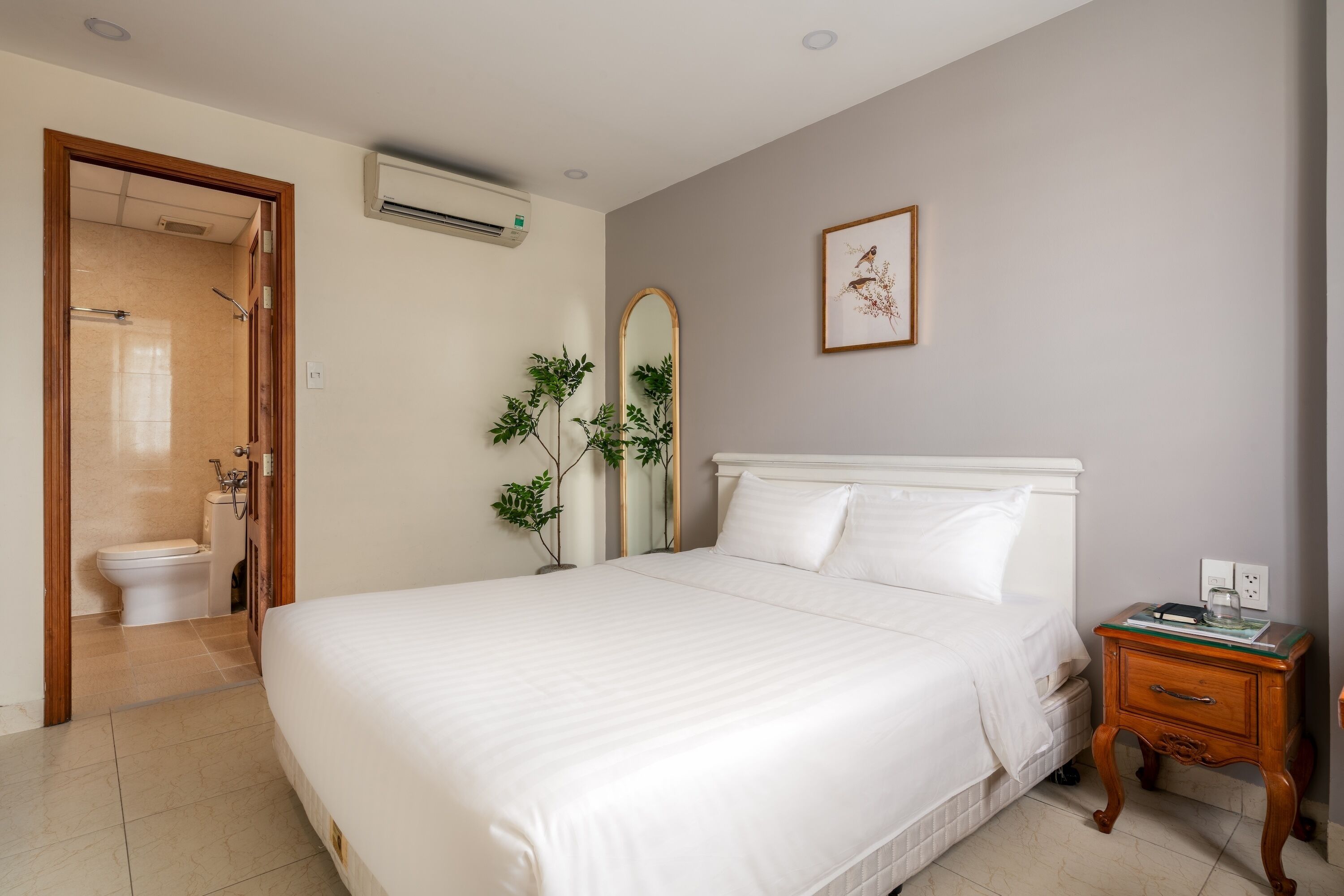 Photo - SAZI Erato Hotel - Free Airport & Breakfast