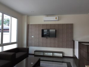LED TV - TTT Hotel (Hat Yai)