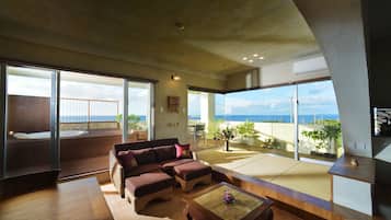 Suite, Sea View (with 2 Extra Beds)