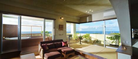 Suite, Sea View (with 2 Extra Beds) | Free WiFi