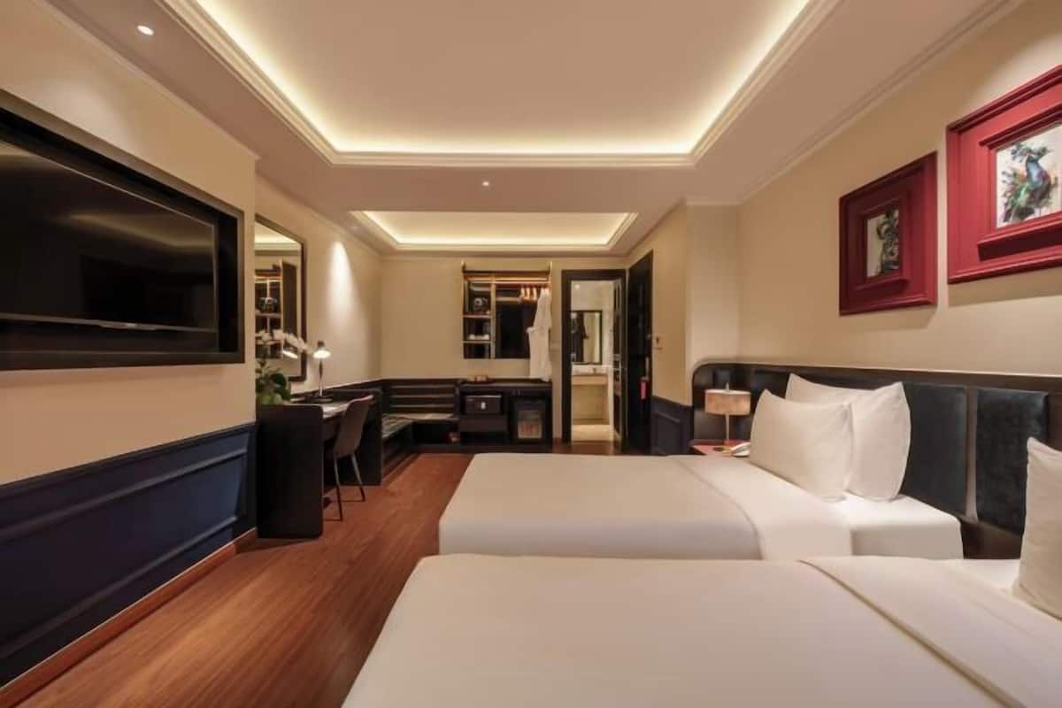 Minibar, in-room safe, blackout curtains, soundproofing