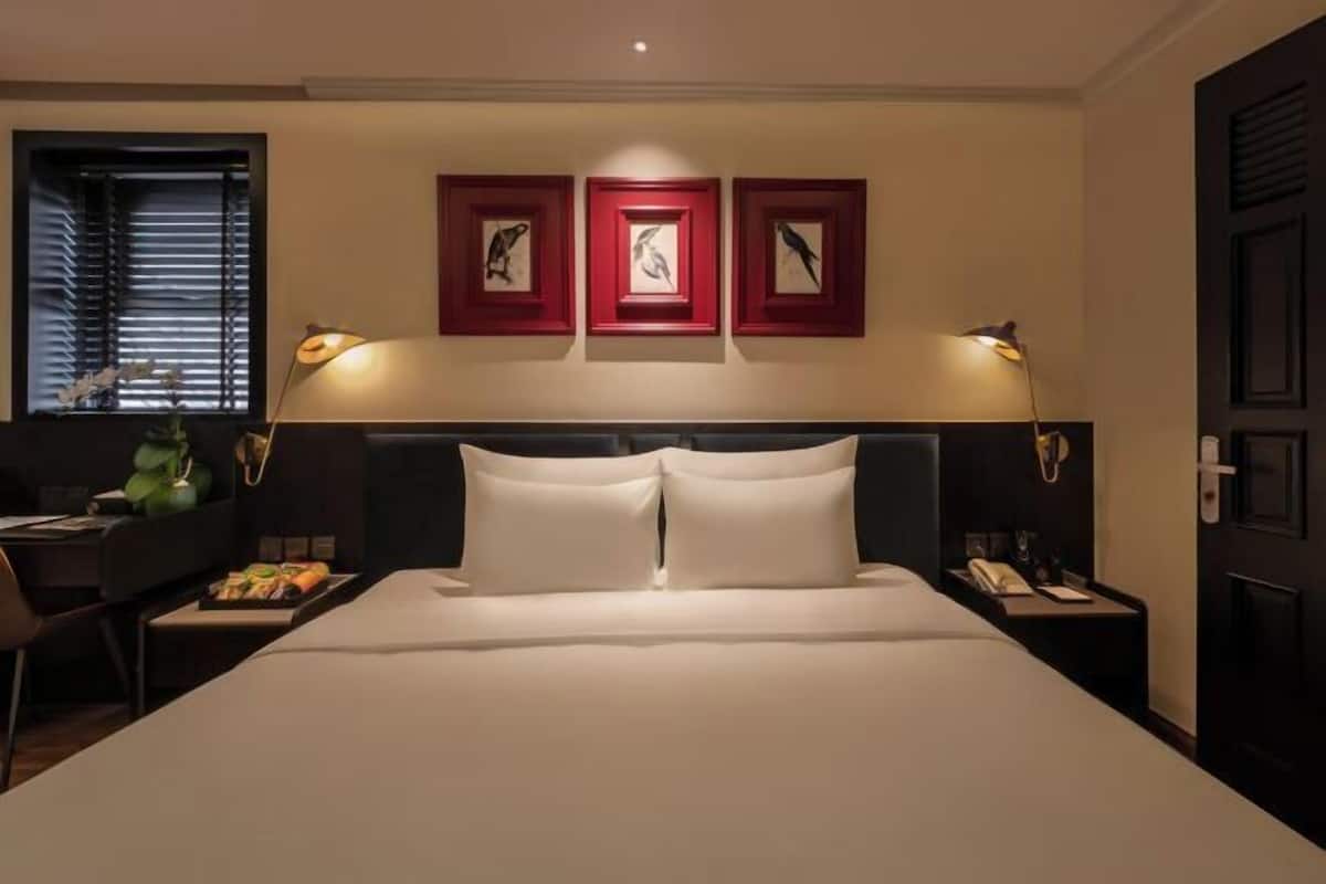 Minibar, in-room safe, blackout curtains, soundproofing