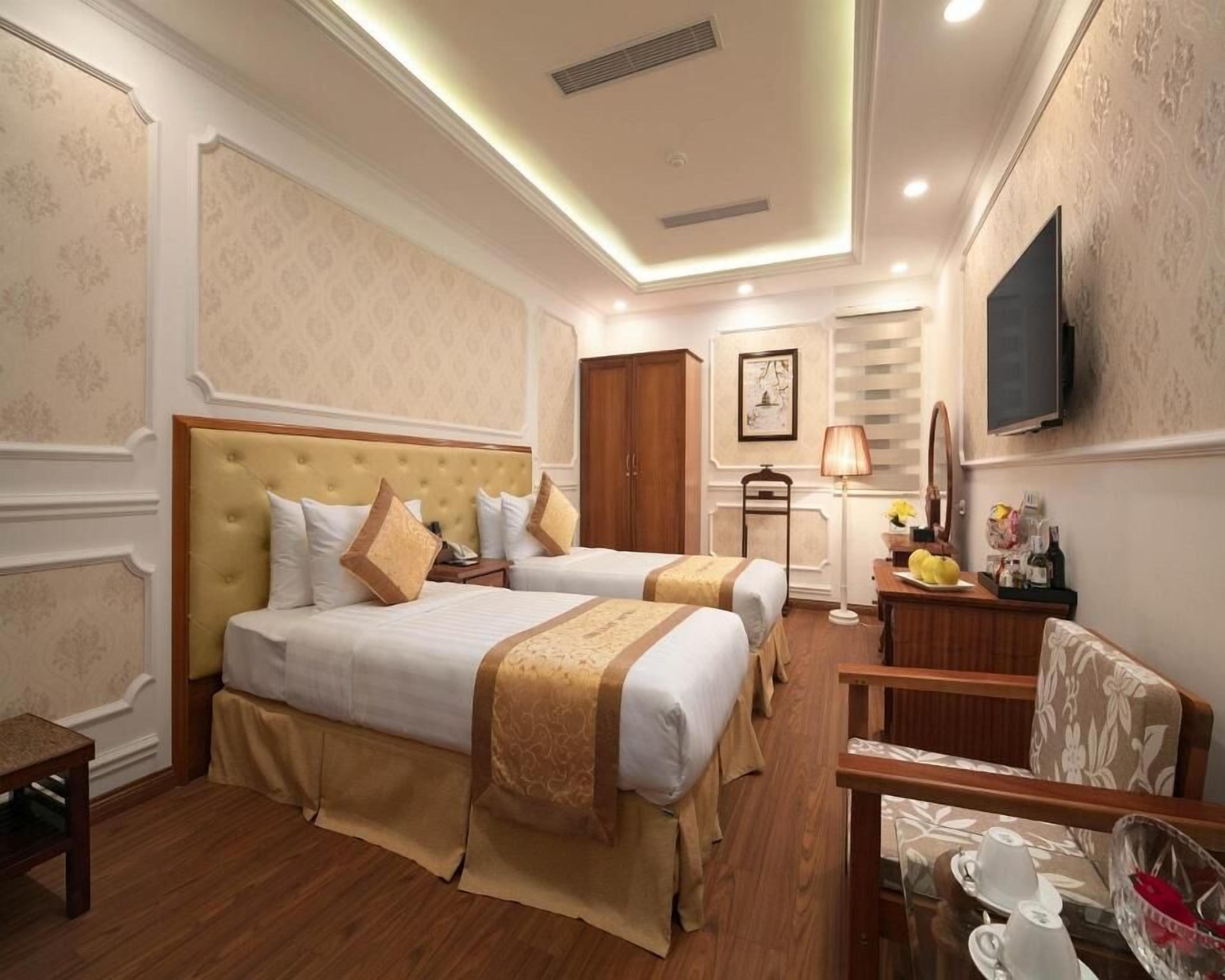 Minibar, caja fuerte, cortinas opacas y sistema de insonorización