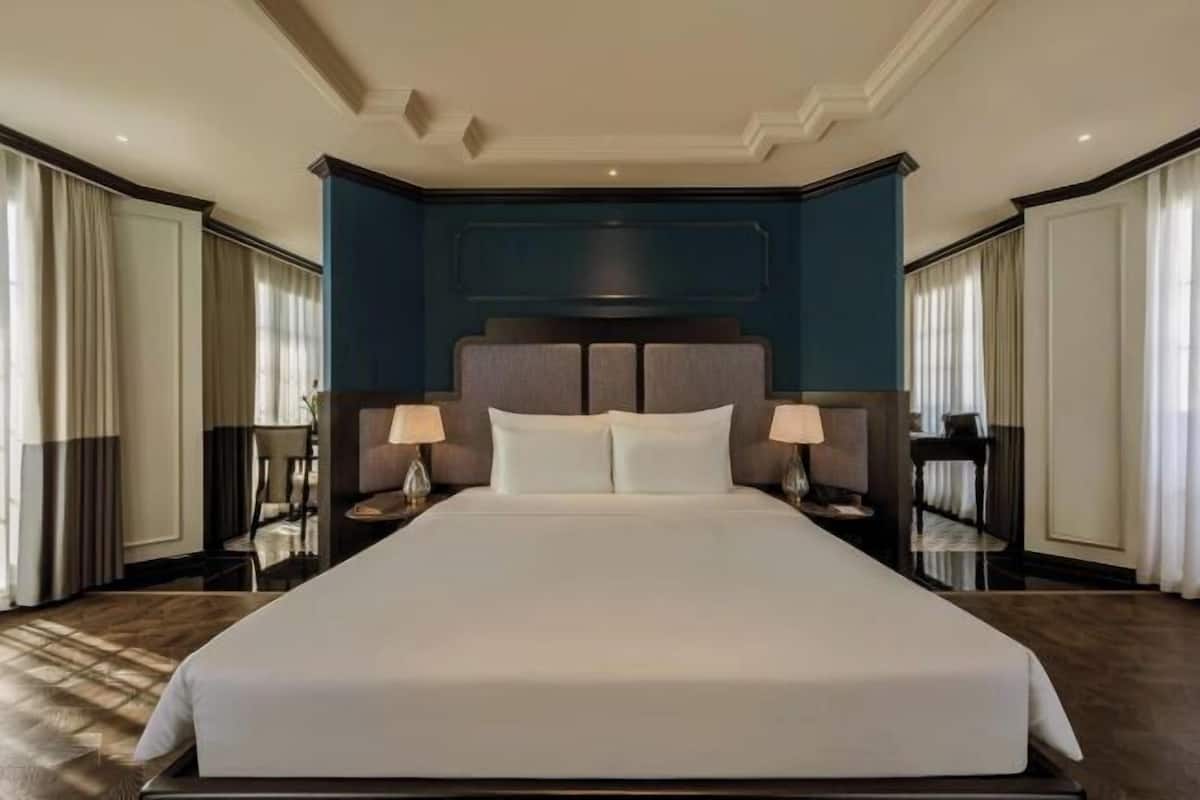 Minibar, in-room safe, blackout curtains, soundproofing