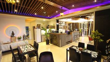 Free daily local cuisine breakfast