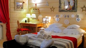 Chalet, 2 Bedrooms, Mountain View (Number 2) | Living area | Flat-screen TV, fireplace - Bajkowa Chata (Poronin)