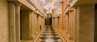 Grand Eastern International Apartment