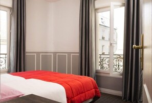 Apartment | Cofres nos quartos, Wi-Fi de cortesia