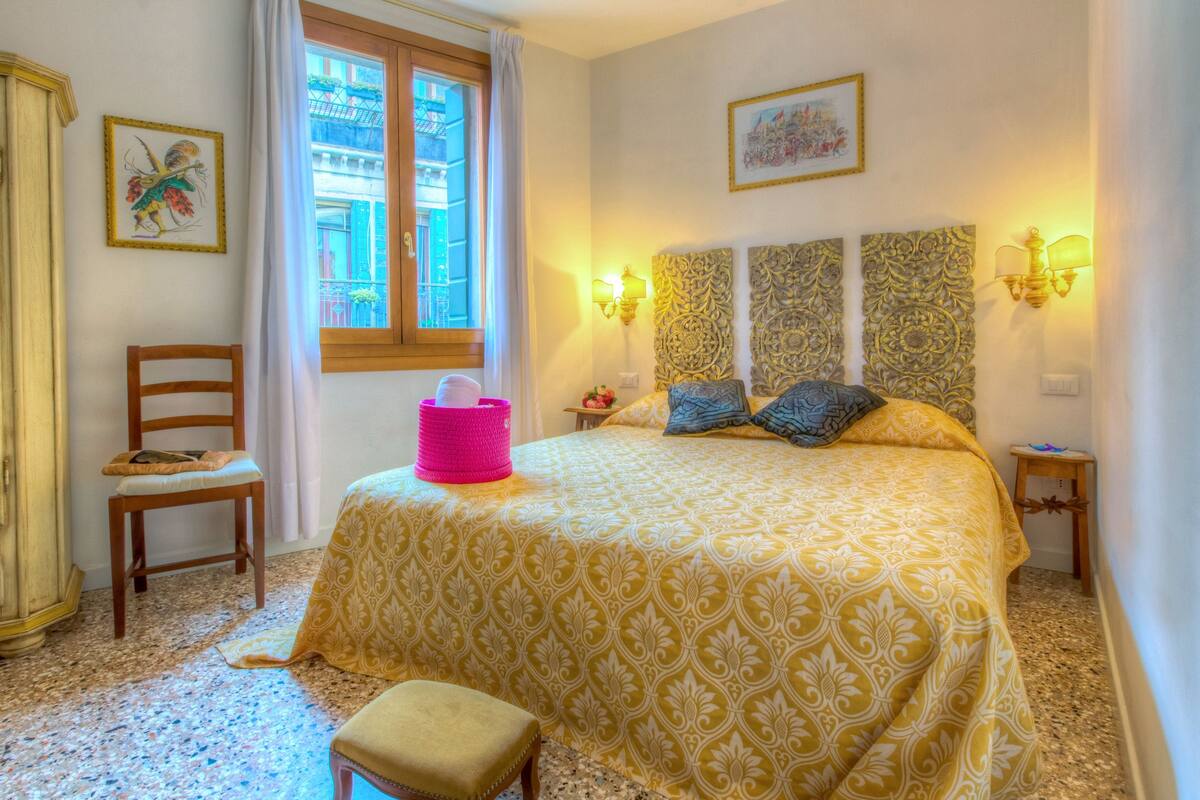 Double Room, Canal View