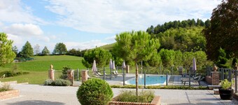 Cascina Castagneto