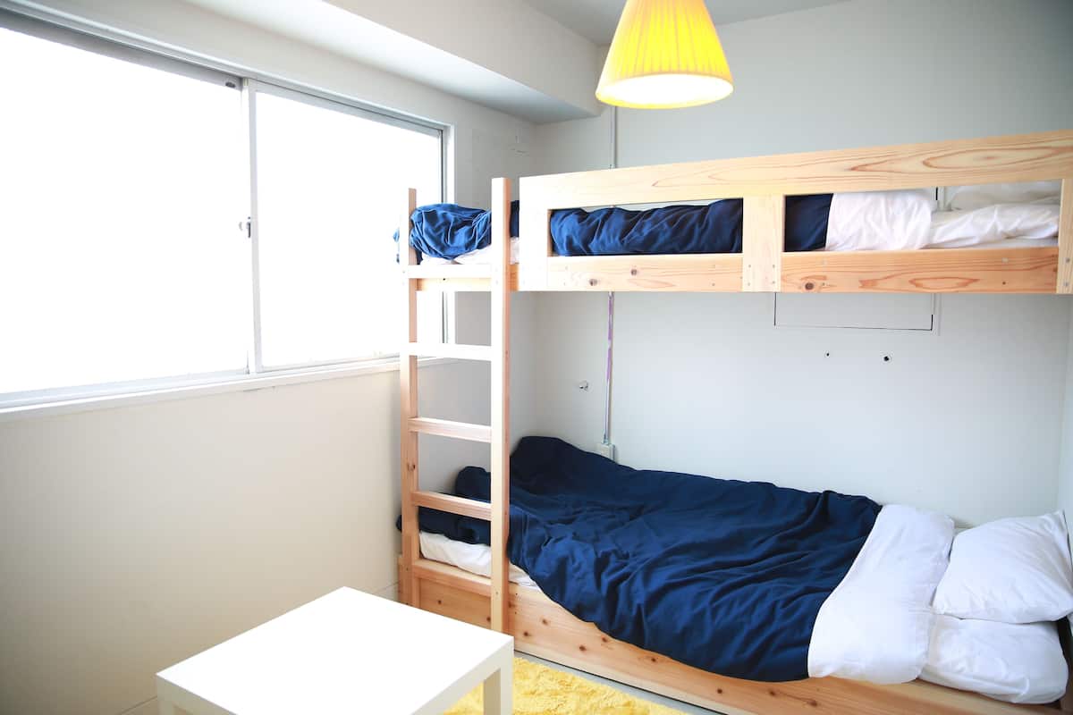 Private Room | WiFi (free), bed sheets