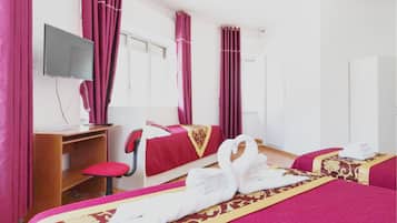 Family Room, 1 Bedroom, Ensuite | 11 bedrooms, memory foam beds, desk, blackout drapes