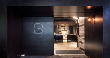 Calligraphy Greenway Hotel