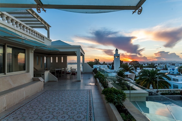 Pemandangan dari properti